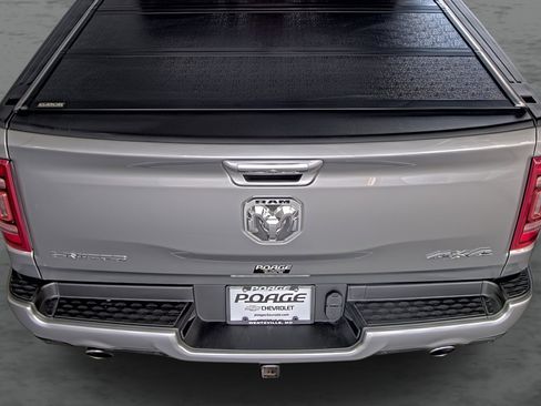 Used 2019 RAM 1500 Limited image 12