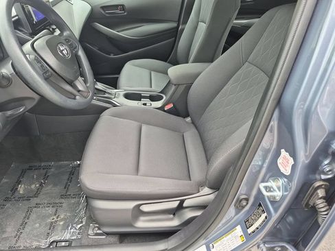 Used 2025 Toyota Corolla LE FWD image 23