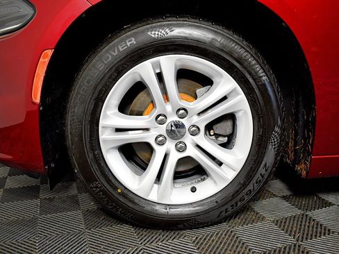 Used 2018 Dodge Charger SXT image 43