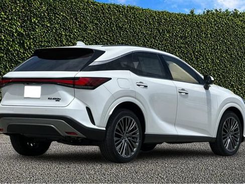 New 2026 Lexus RX 450h AWD image 5