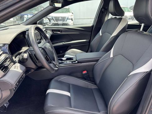 Used 2026 Toyota Camry SE FWD image 22