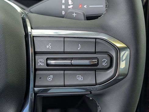 New 2026 GMC Acadia Elevation w/ Black Edition FWD image 19
