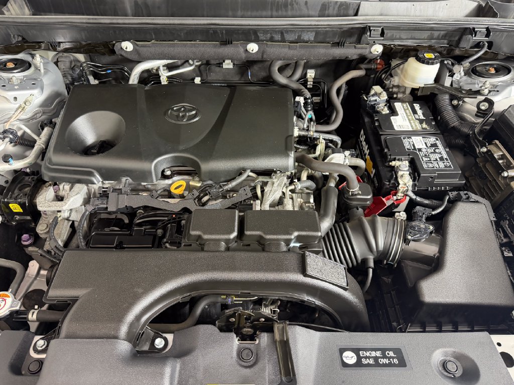 Used 2019 Toyota RAV4 LE w/ All Weather Liner Package AWD/4WD image 23