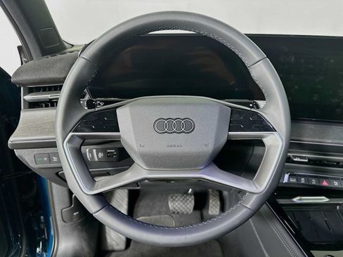 New 2026 Audi Q3 quattro 2.0T AWD/4WD image 11