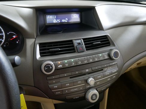 Used 2009 Honda Accord LX image 22