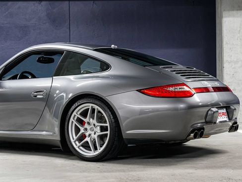Used 2009 Porsche 911 Carrera 4S AWD/4WD image 32