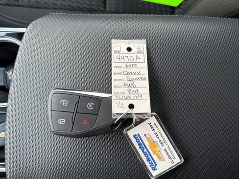 Certified 2025 Chevrolet Equinox LT w/ Safety and Technology Package image 37