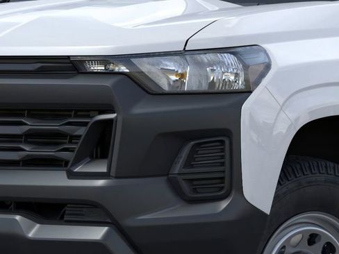 New 2025 Chevrolet Colorado W/T image 11