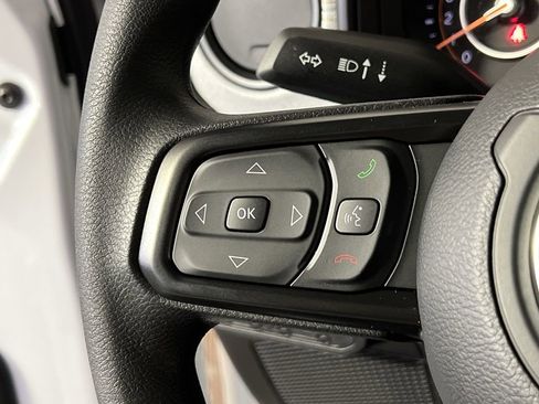 Used 2026 Jeep Wrangler Unlimited Sport AWD/4WD image 12
