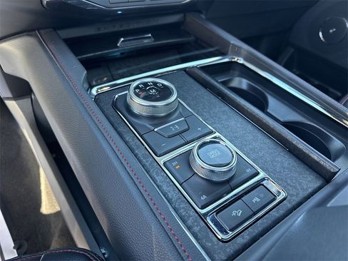 Used 2023 Ford Expedition Max Limited image 20