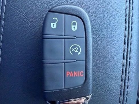 New 2026 Jeep Compass Latitude image 30