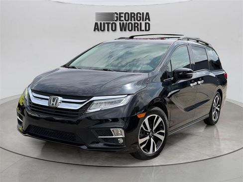 Used 2018 Honda Odyssey Elite image 3