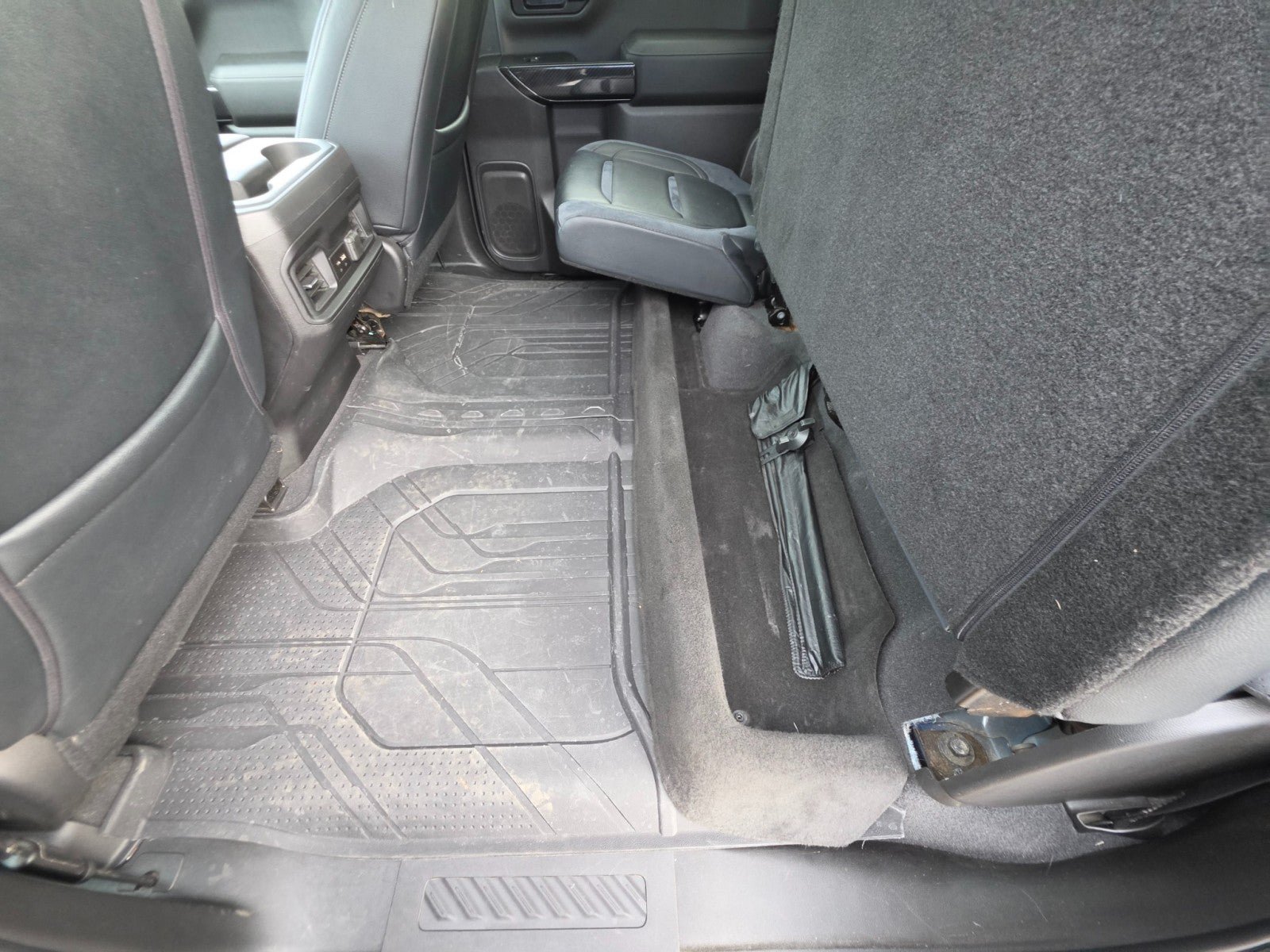Used 2019 Chevrolet Silverado 1500 RST w/ All-Star Edition AWD/4WD image 29