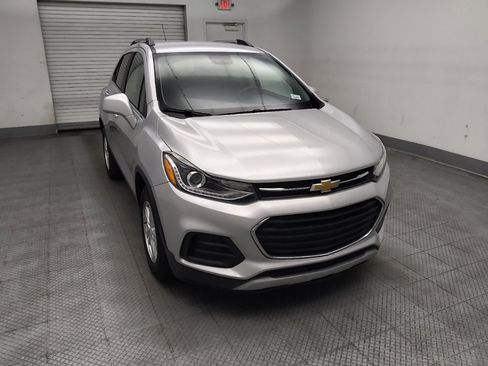 Used 2017 Chevrolet Trax LT FWD image 13