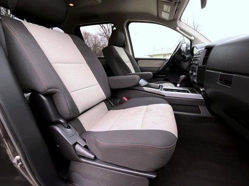 Used 2011 Nissan Titan PRO-4X w/ Pro-4x Premium Utility Pkg image 17