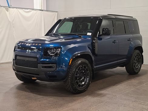 New 2026 Land Rover Defender 110 OCTA AWD/4WD image 1