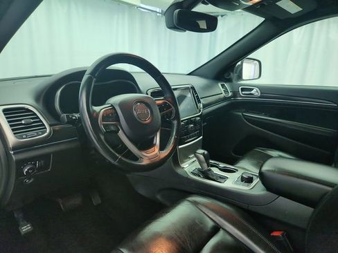 Used 2019 Jeep Grand Cherokee Limited AWD/4WD image 9