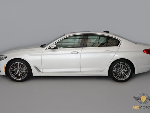 Used 2019 BMW 530i w/ Convenience Package image 5