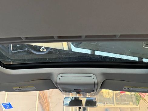 Used 2014 Volkswagen Jetta TDI image 16