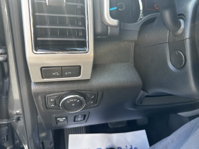 Certified 2020 Ford F150 Lariat w/ Equipment Group 502A Luxury AWD/4WD image 31