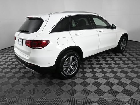 Certified 2022 Mercedes-Benz GLC 300 image 27