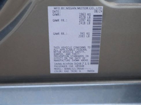 Used 2025 Nissan Altima 2.5 SR FWD image 27