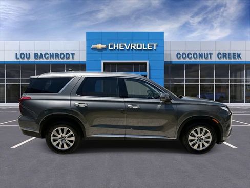 Used 2025 Hyundai Palisade SEL FWD image 9