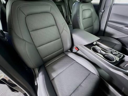 New 2026 Chevrolet Equinox LT w/ Convenience Package II AWD/4WD image 27
