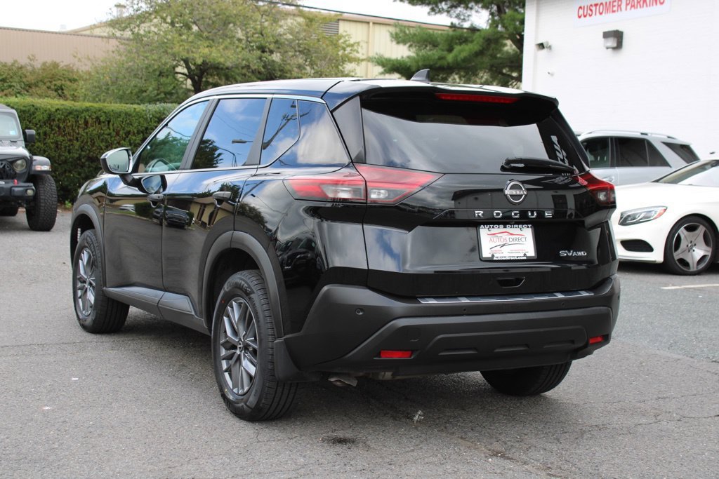 Used 2024 Nissan Rogue S AWD/4WD image 5