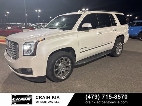 Used 2016 GMC Yukon Denali image 2