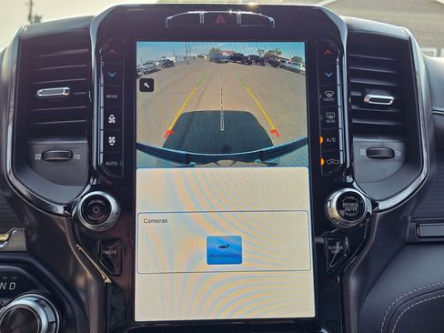 Used 2022 RAM 1500 Limited w/ Body-Colour Bumper Group image 30