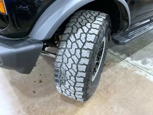 Used 2024 Ford Bronco Outer Banks w/ Sasquatch Package image 23