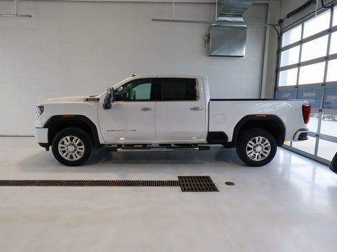 Certified 2023 GMC Sierra 3500 Denali w/ Denali Ultimate Package image 7