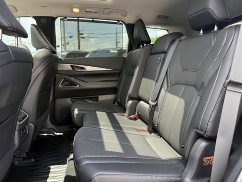 Certified 2026 INFINITI QX60 Luxe w/ Cargo Package image 14
