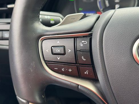 Certified 2023 Lexus ES 300h Ultra Luxury image 30