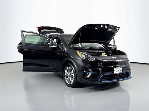 Used 2022 Kia Niro EX Premium w/ Cold Weather Package image 23