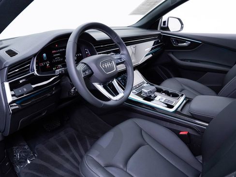 Certified 2025 Audi Q8 Premium Plus w/ Premium Plus Package AWD/4WD image 6