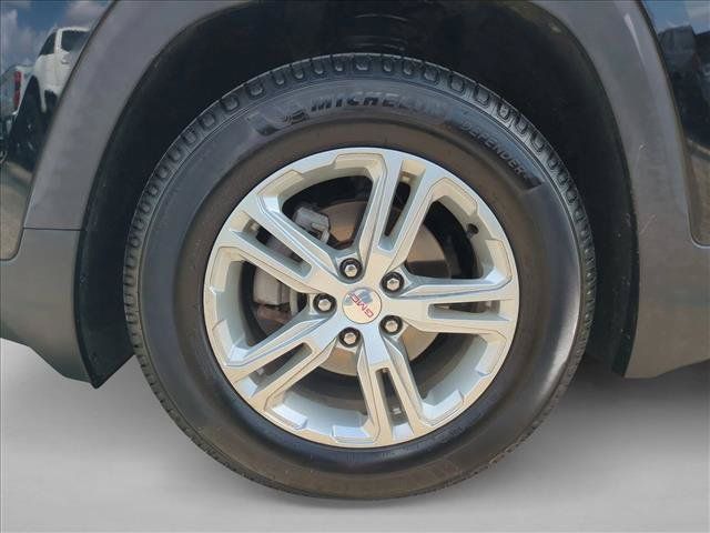 Used 2022 GMC Terrain SLE w/ LPO, Floor Liner Package FWD image 23