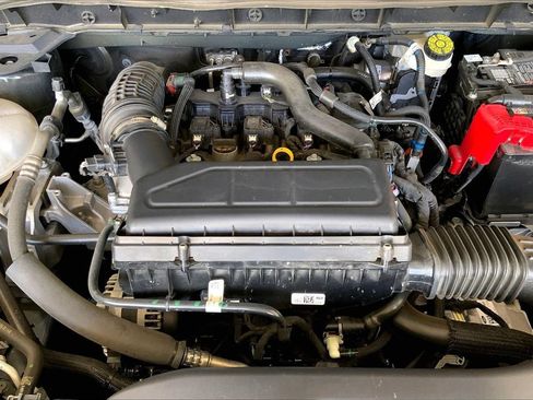Used 2025 Ford Escape ST-Line FWD image 9