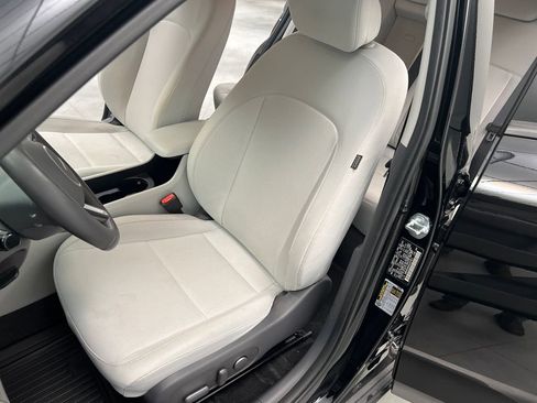 Used 2025 Hyundai Kona SEL image 9