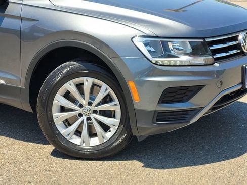 Used 2018 Volkswagen Tiguan SE FWD image 6