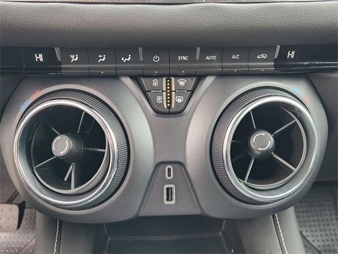 Used 2023 Chevrolet Blazer LT w/ Driver Confidence Package image 18