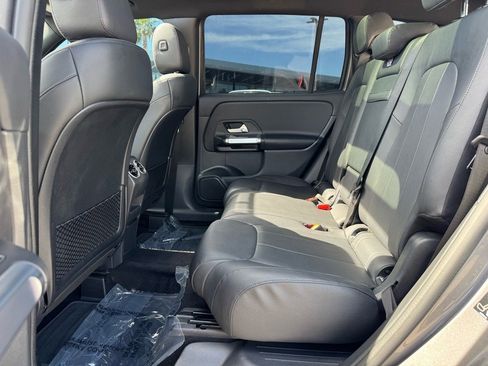Certified 2022 Mercedes-Benz GLB 250 4MATIC w/ Premium Package Lite image 16