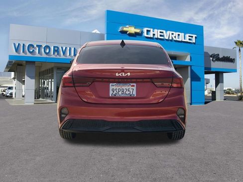 Used 2023 Kia Forte LXS FWD image 5