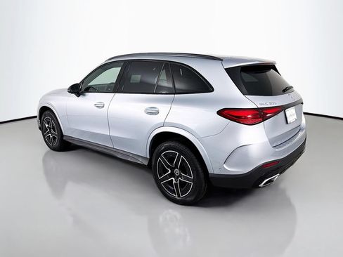 Used 2026 Mercedes-Benz GLC 300 4MATIC image 3