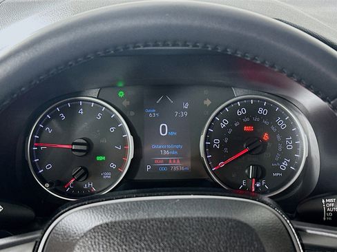 Used 2020 Toyota RAV4 XLE Premium image 12