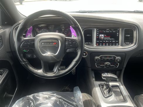 Used 2018 Dodge Charger R/T RWD image 18