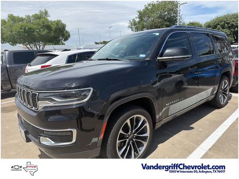 Used 2022 Jeep Wagoneer Series III w/ Premium Group I image 1