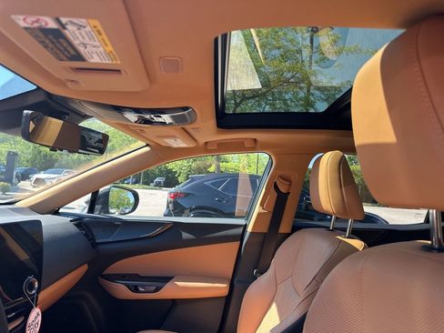 Used 2025 Lexus NX 350 AWD w/ Luxury Package image 4