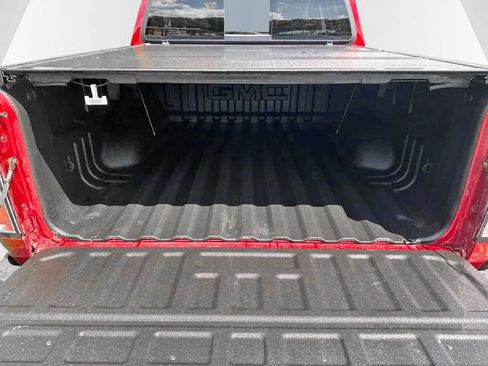 Used 2021 GMC Canyon AT4 w/ Driver Alert Package AWD/4WD image 9